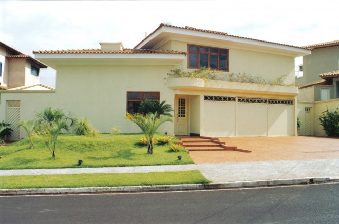 1994 - Ribeirão Preto Condominium Residence