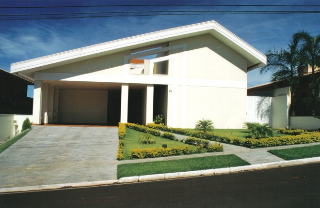 1995 - Ribeirão Preto Condominium Residence